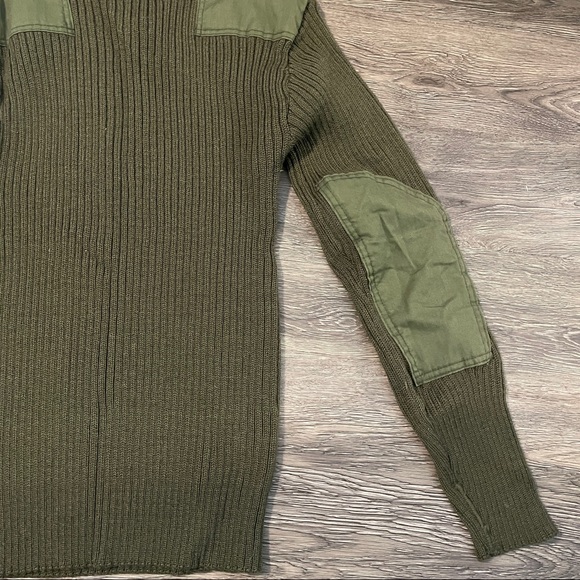 Knitted Olive Green Wool Sweater Vintage - Picture 10 of 11